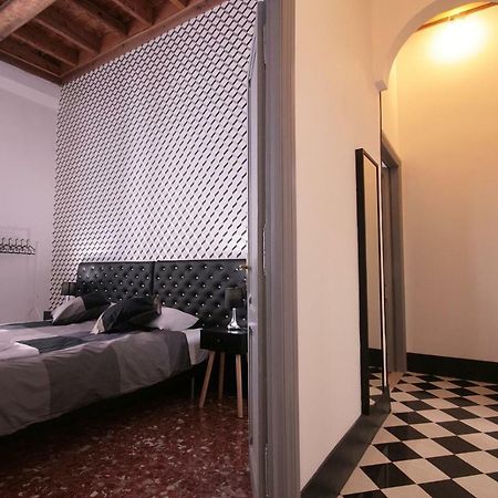 Trastevere 3 Bedrooms 罗马 外观 照片