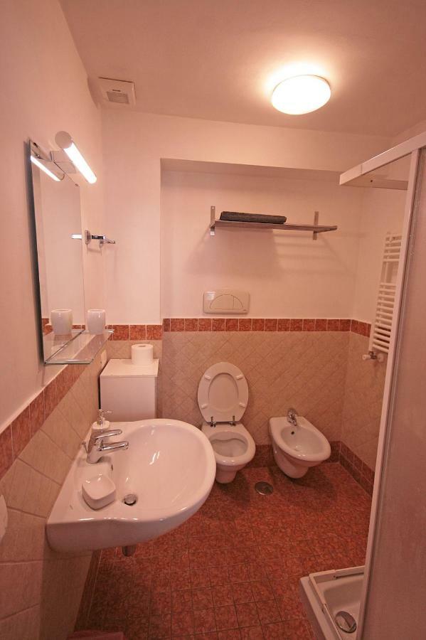 Trastevere 3 Bedrooms 罗马 外观 照片